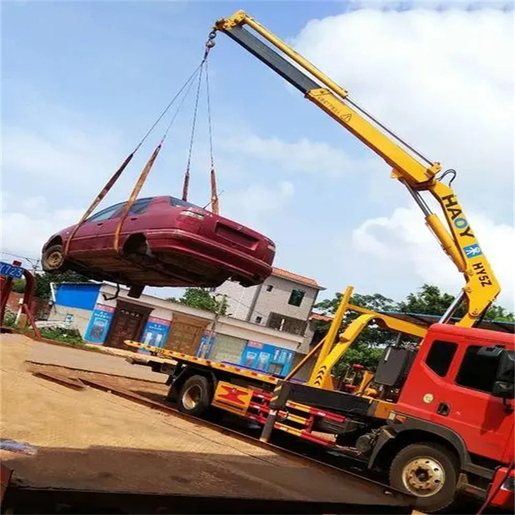 北关吊车吊汽车的正确方法